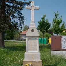 Wayside cross