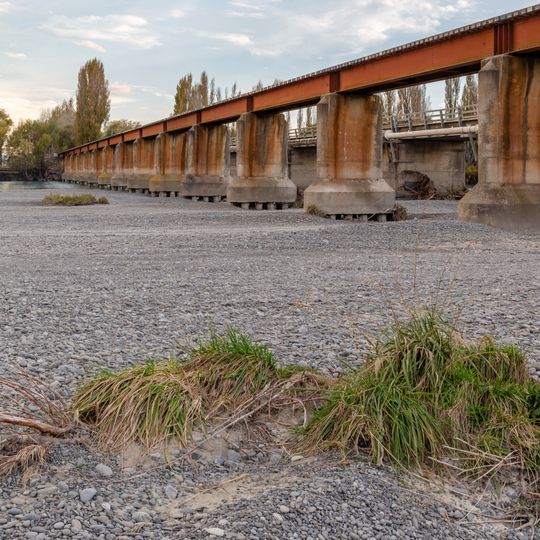 Kiwirail bridge 17