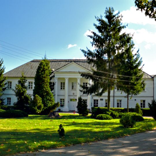 Zespół dworski w Bystrzycy