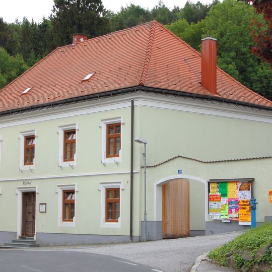 Pfarrhof
