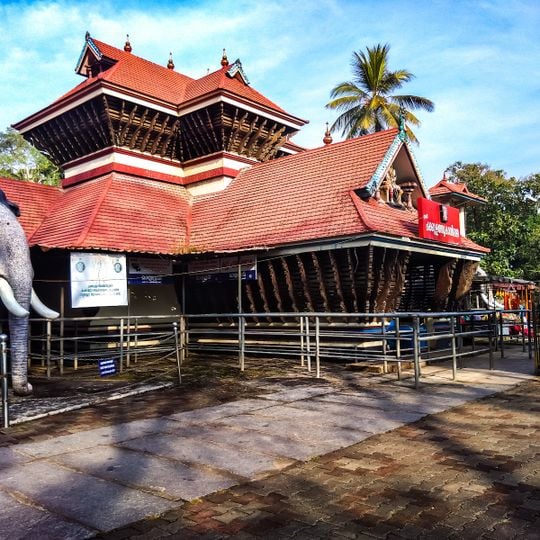 Chakkulathukavu Temple