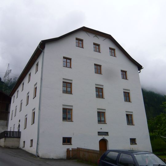 Wohnhaus, Hohes Haus