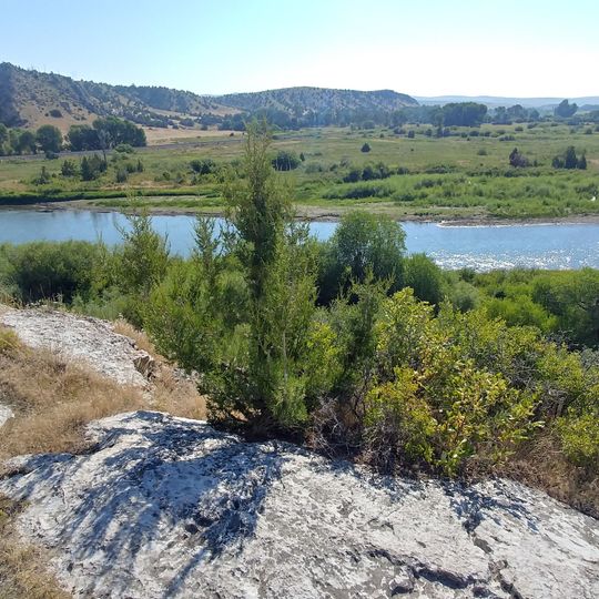 Ling Rock - Ferry Crossing Headwaters State Park
