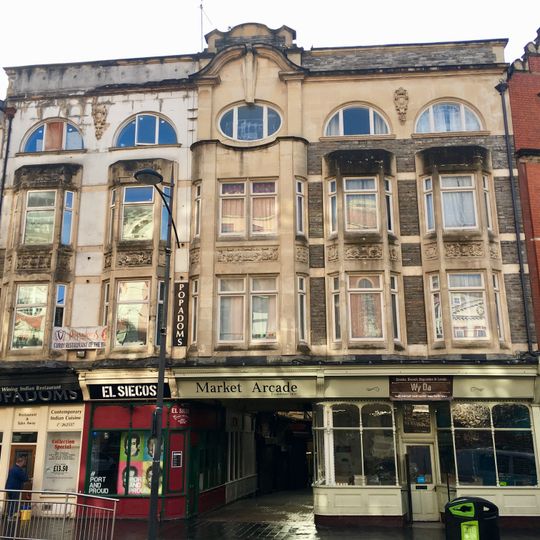 Market Arcade, including entrance blocks in Market Street & High Street
