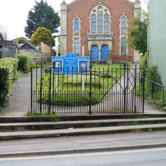 Gates To United Reformed Church