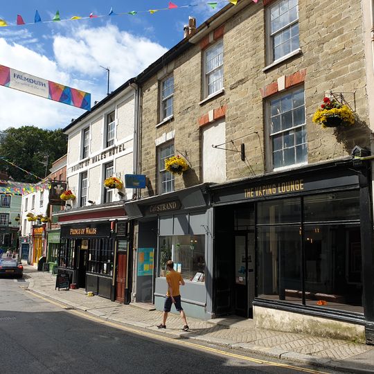 1, 2 And 3, Market Strand