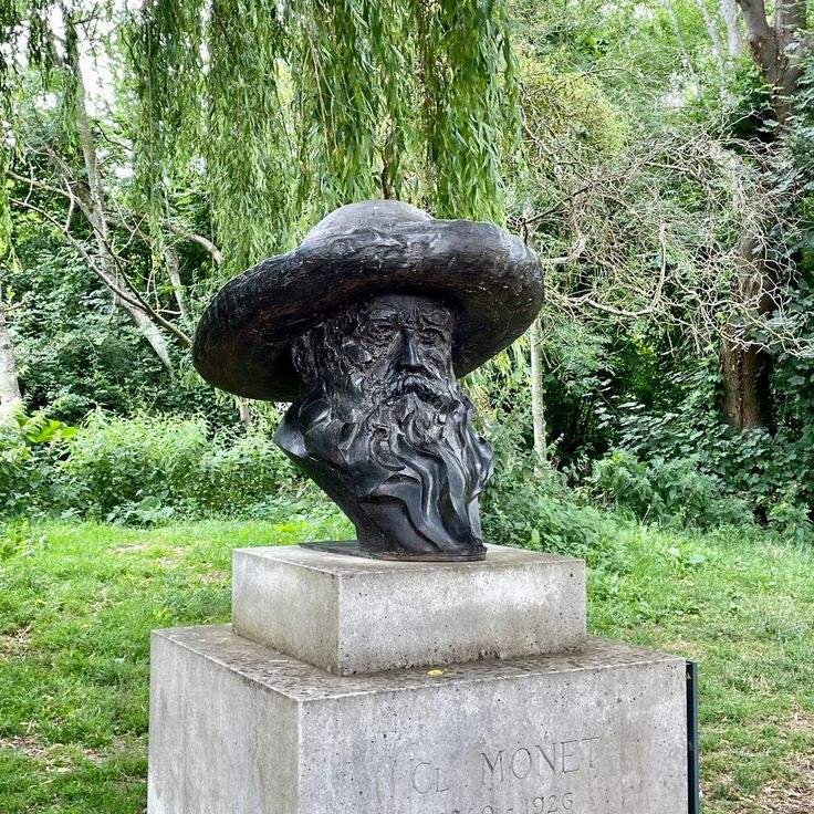 Buste de Claude Monet