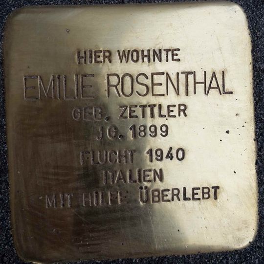 Stolperstein en memoria de Emilie Rosenthal