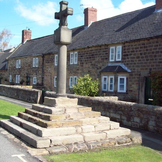 Village Cross, Higham
