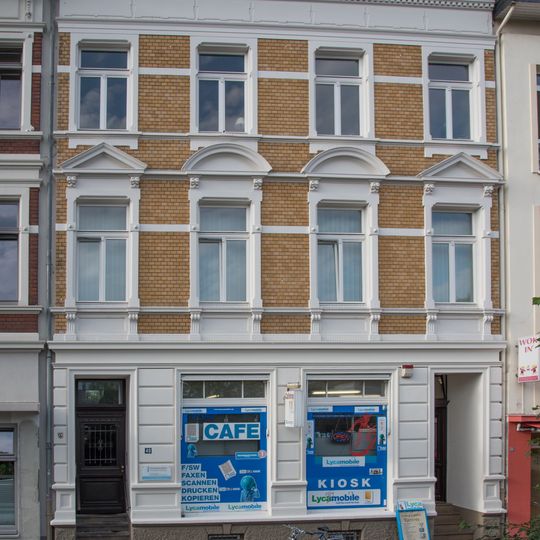 Maximilianstraße 40