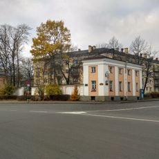 Guardhouse in Petrozavodsk (left)