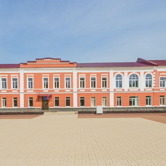 Здание женской гимназии