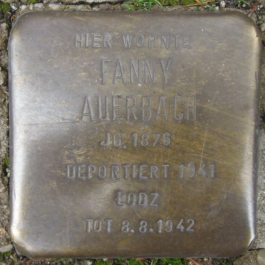 Stolperstein en memoria de Fanny Auerbach