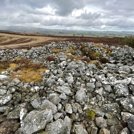 Round cairn 340m west of The Beacon