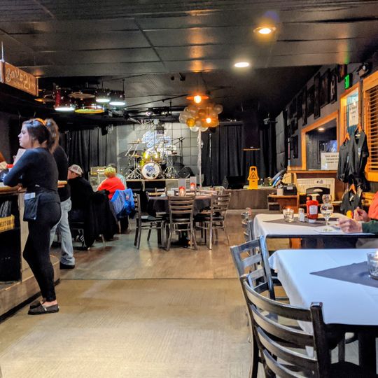 Billy Blues Bar & Grill