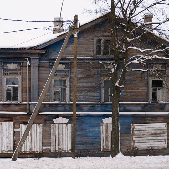 Деревянный жилой дом с булочной и пекарней