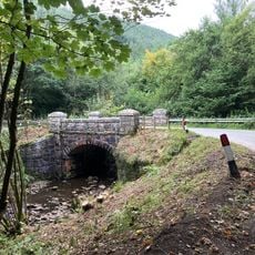 Cwm-yr-hafod Bridge