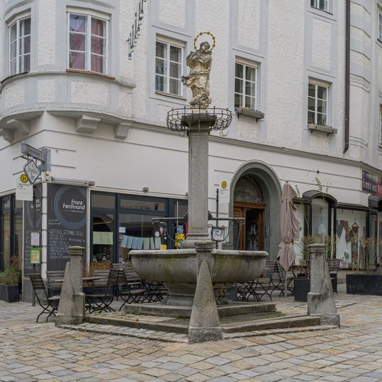 Roter Brunnen