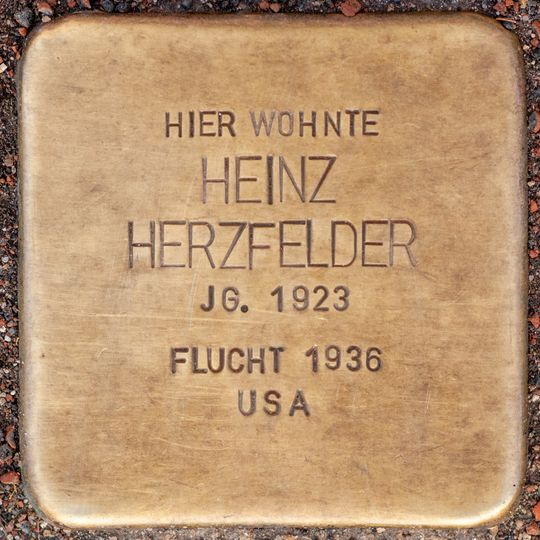 Stolperstein dedicated to Heinz Herzfelder