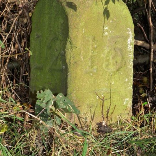 Milestone Between Bridges 34 And 35 At Sp 3197 9572 Coventry Canal