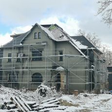 Villa und Garten Alte Schulstraße 8