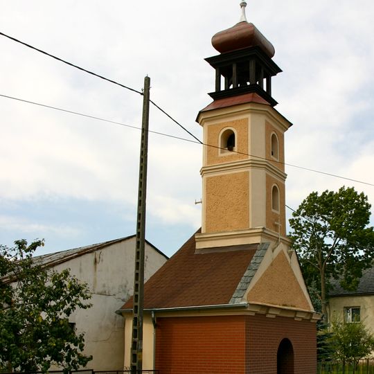 Kaplica-dzwonnica w Mochowie