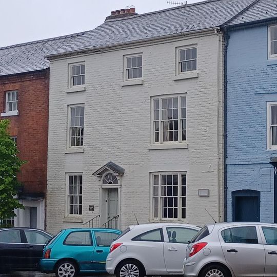 Broad Street Farmhouse