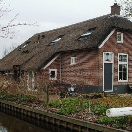Dwarsgracht 26,  8355CT  Giethoorn