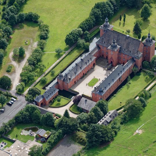 Château Adolfsburg