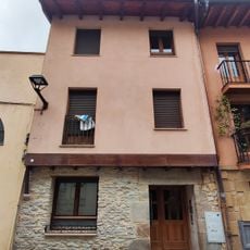 Casa Mayor 33