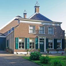 Hoflaan 1, Mijnsheerenland