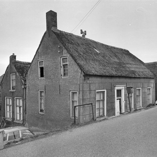 Zuiderlingedijk 133, Spijk