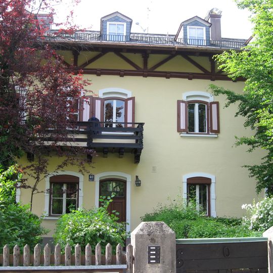 Wohn- und Ökonomieanwesen