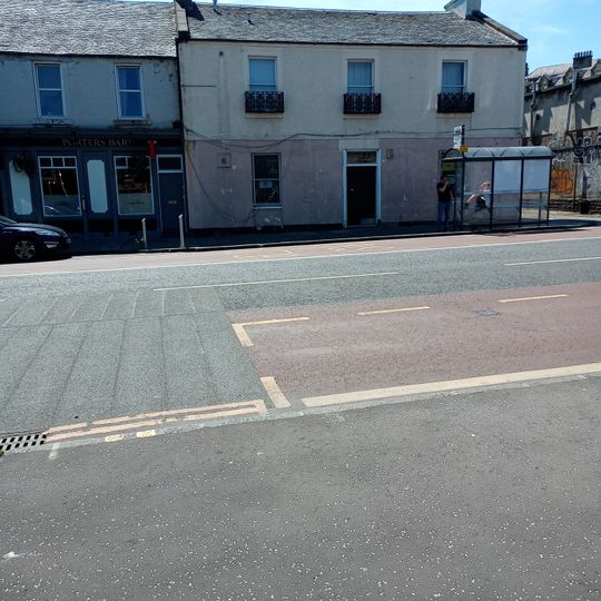 Edinburgh, Portobello Road, 5 Piershill Place, Public House