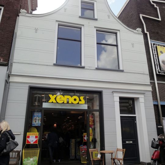 Leeuwenburg 20, Sneek