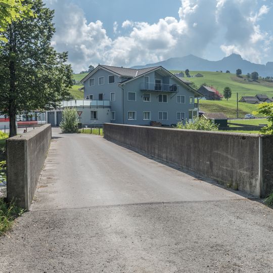 Nanisaustrasse-Brücke