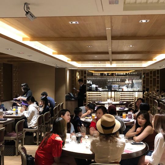Nara Far Eastern Taipei Zhongxiao Branch
