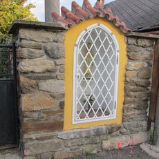 Výklenková kaplička u lesoparku Šeptouchov v Ledči nad Sázavou