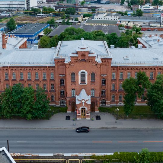 Богадельня Брусницыных с оградой