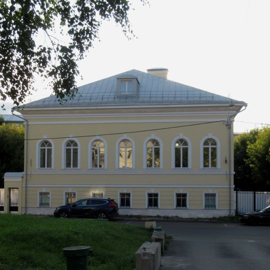 Главный дом городской усадьбы А.И. Ломова – И.П. Брашнина