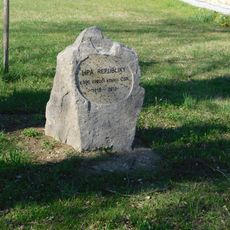 Lípa republiky - památník 100. výročí vzniku Československa v Hojkově