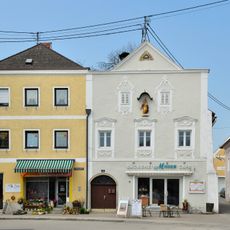 Aschach Kirchenplatz 7