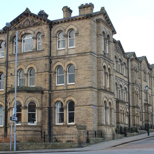 Sir Titus Salt's Hospital Including Wall And Piers To Saltaire Road