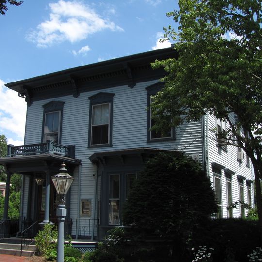 Plimpton-Winter House