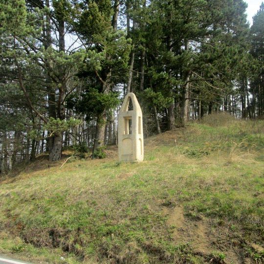 Zvonička severně od Kozlovic