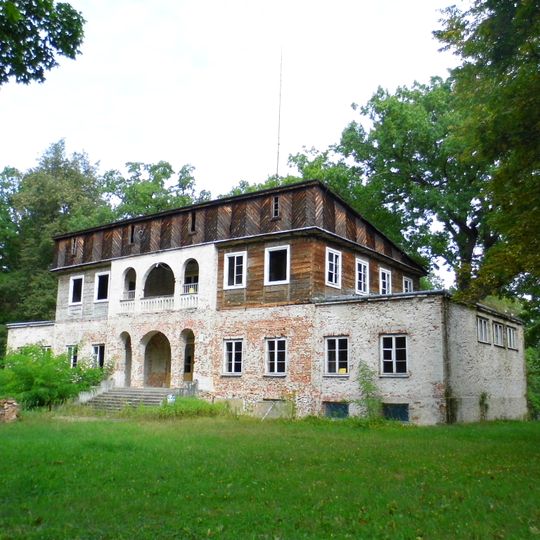 Zespół pałacowy w Mężeniniu