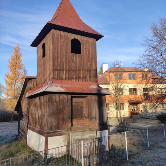 Dřevěná zvonice v Lazisku