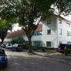 Witte Dorp: rij tweelaags panden