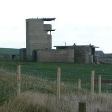 Holm Battery, coast artillery battery 195m SW of East Breckan