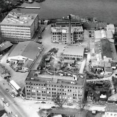 Beckers färgfabrik, Lövholmen